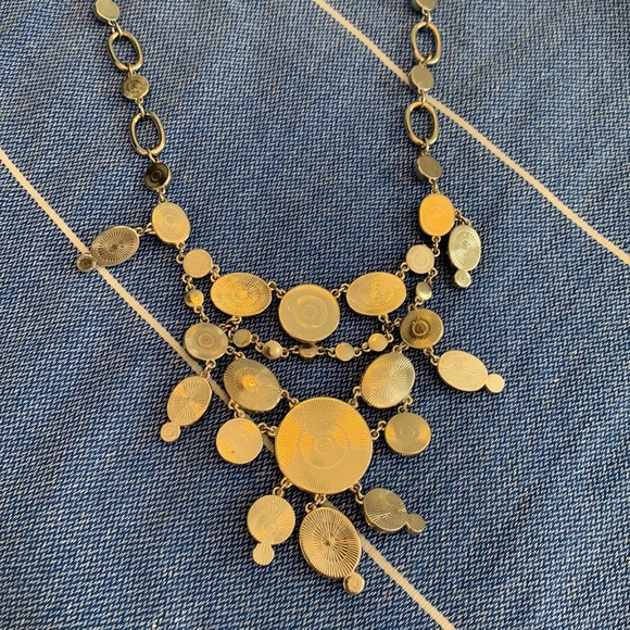 WHBM necklace - Picture 4 of 4